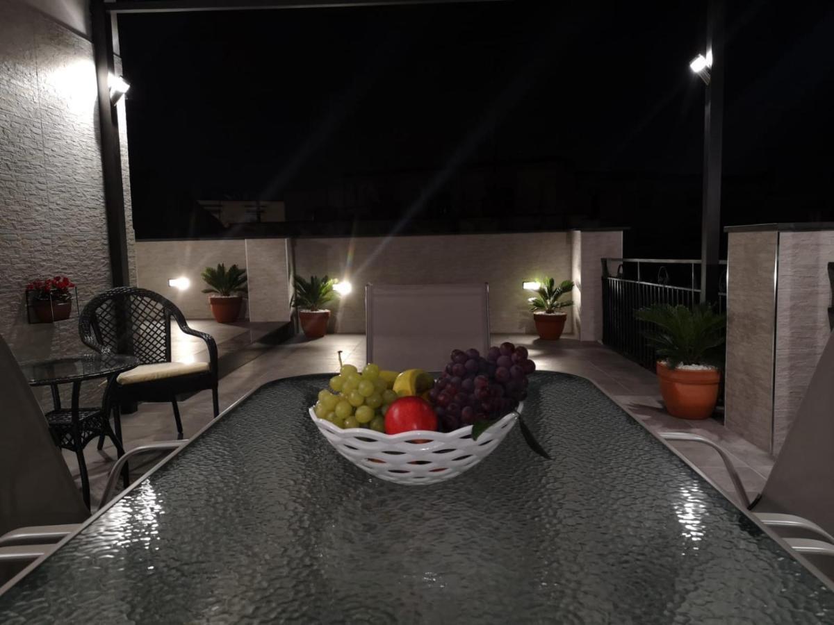 La Terrazza Del Corso Leilighet Napoli Eksteriør bilde